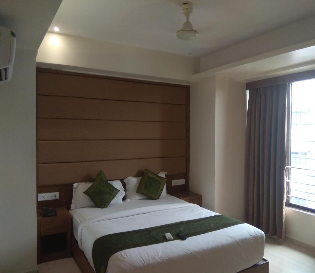 Hotel West Blue Bombay Eksteriør billede